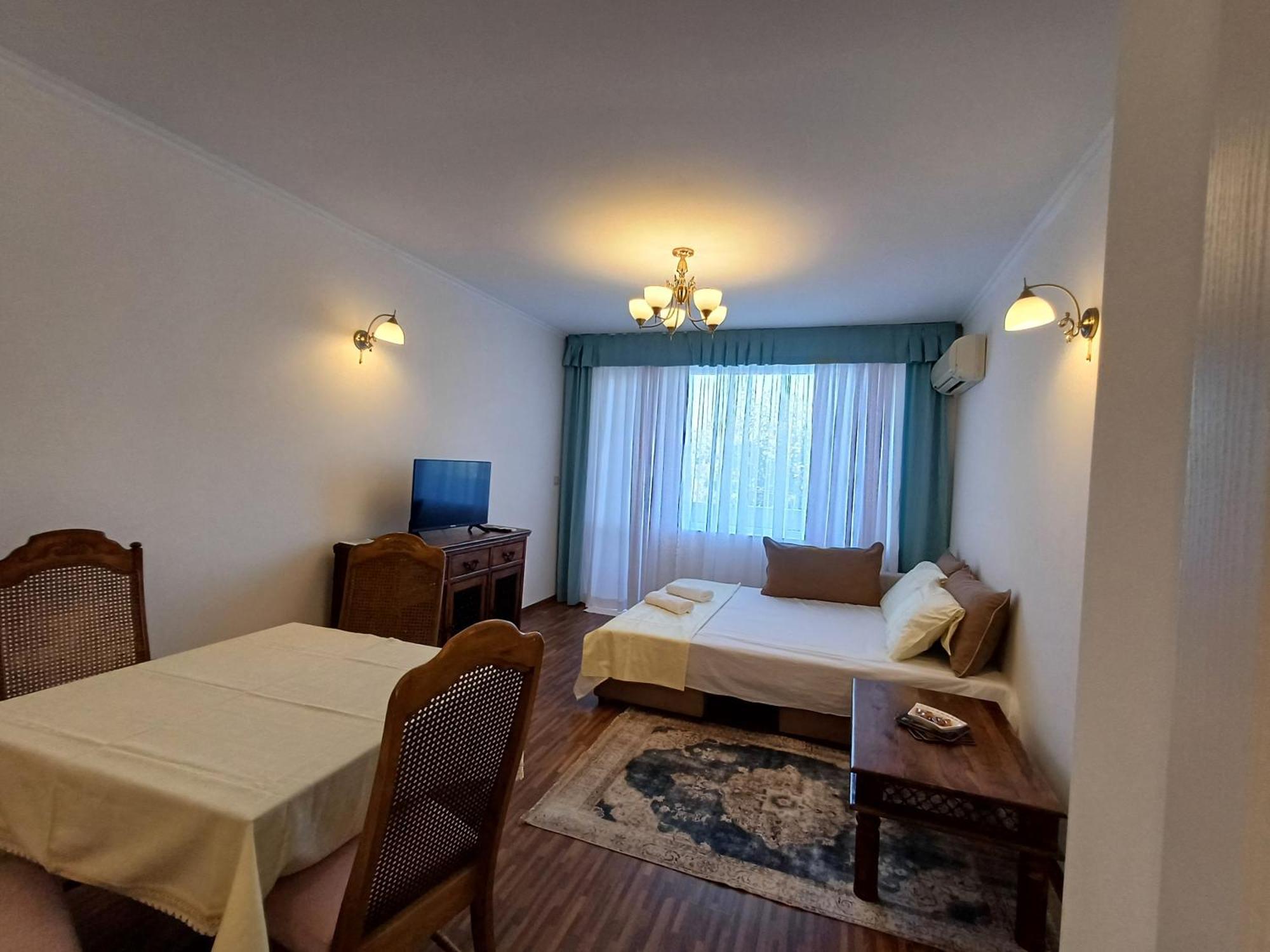 Wild Cherry Apartments Святые Константин и Елена Экстерьер фото
